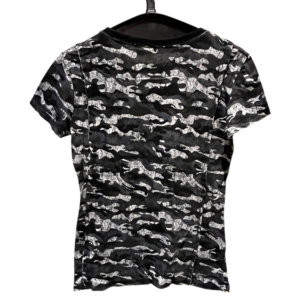 Rock & Roll Cowgirl Studded Camo Tee Shirt Size Medium
- - Picture 3 of 8